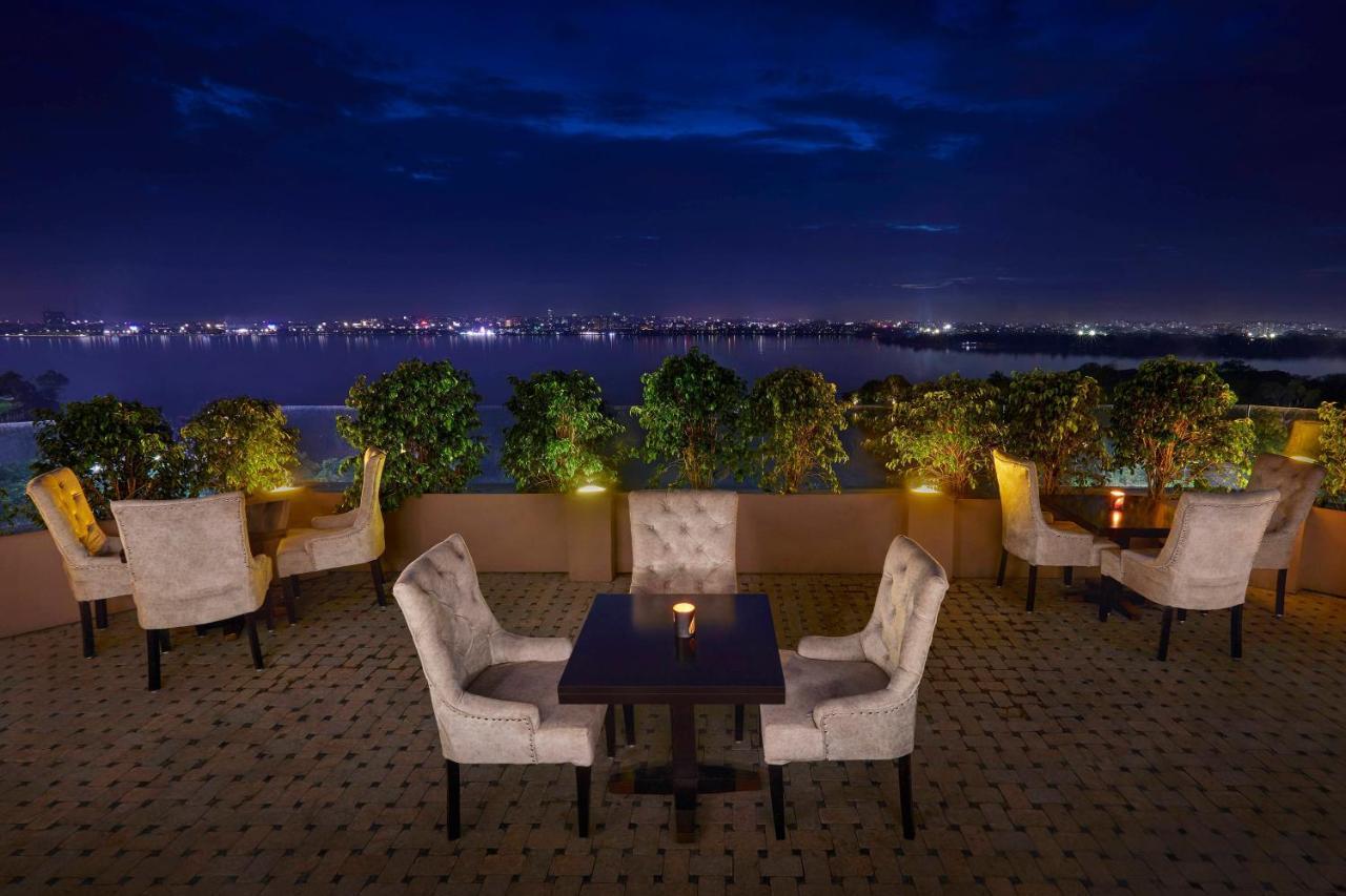Hyderabad Marriott Hotel & Convention Centre Bagian luar foto