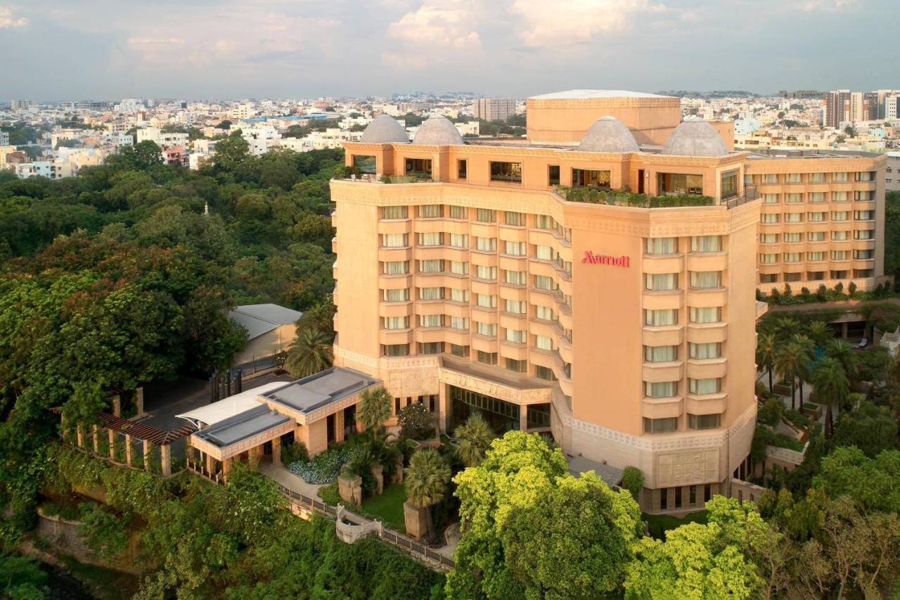 Hyderabad Marriott Hotel & Convention Centre Bagian luar foto