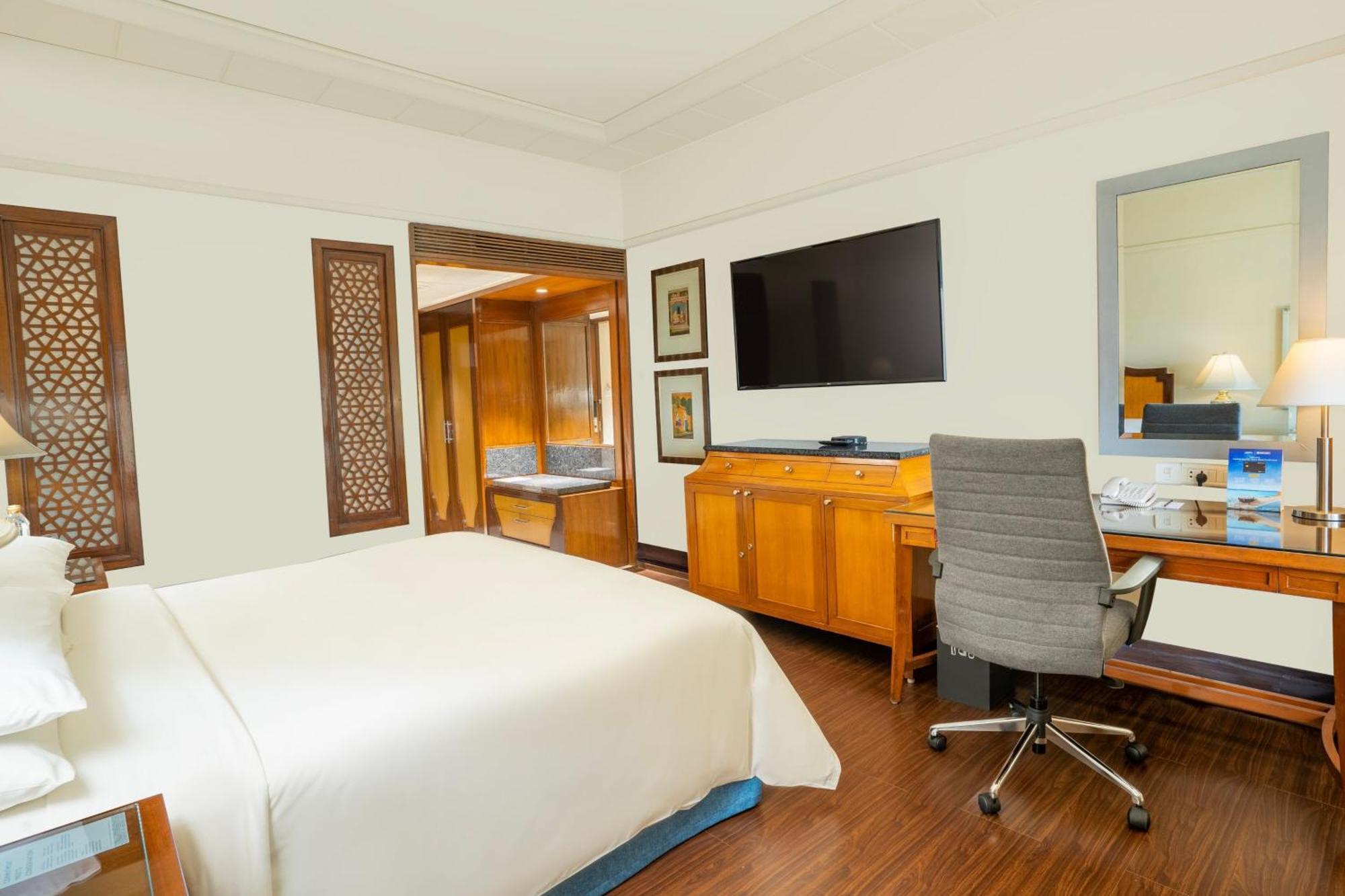 Hyderabad Marriott Hotel & Convention Centre Bagian luar foto