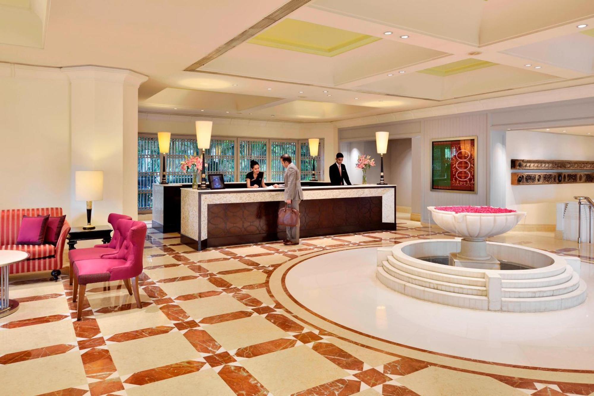 Hyderabad Marriott Hotel & Convention Centre Bagian luar foto