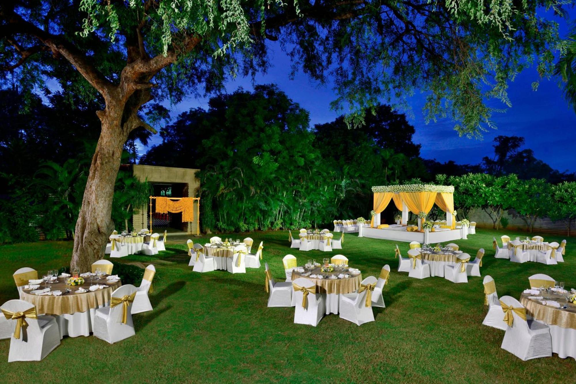 Hyderabad Marriott Hotel & Convention Centre Bagian luar foto